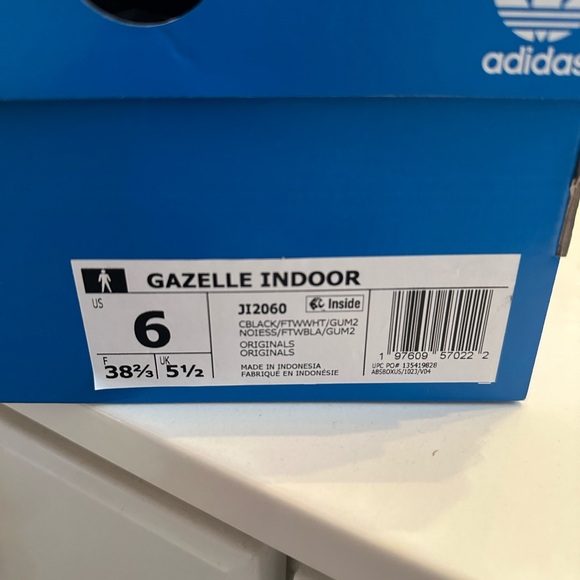 Adidas Indoor Gazelle Womens 7.5 Mens 6 UK 5.5 Core Black Cloud White Gum NEW - Picture 4 of 4